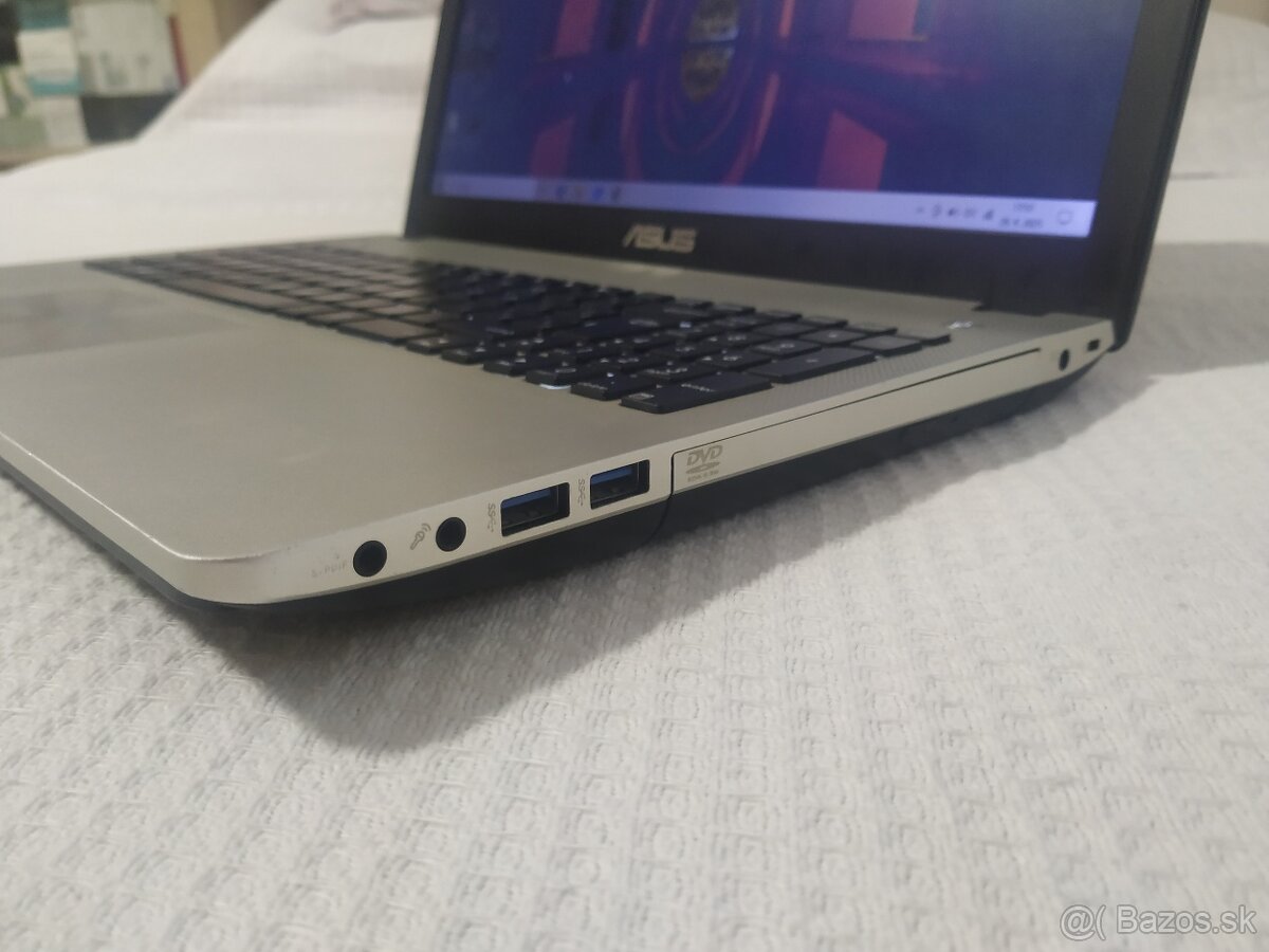 Asus. Intel i7. SSD 256 GB. 16GB.nVidia 8GB. Nová baterka. - 7