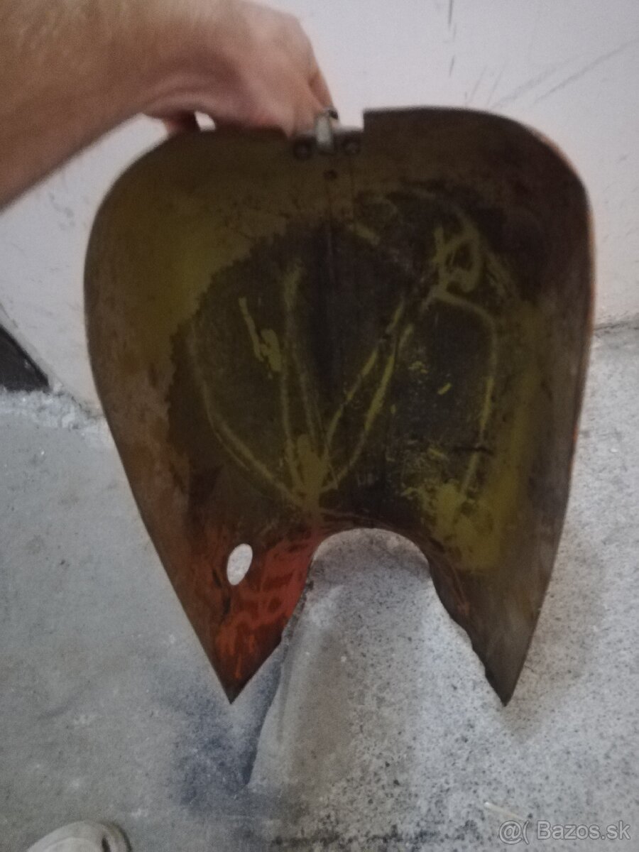 Predám vrchný plech bruško na jawu pionier 50 typ 20 - 7