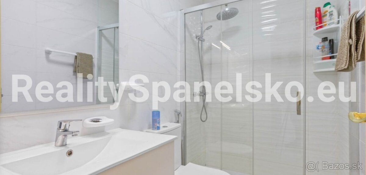Útulný střešní apartmán 3+kk(55 m²) s prostornou terasou - 7