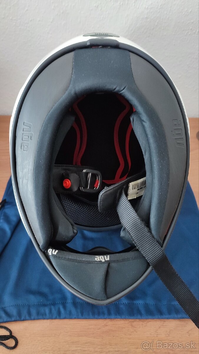 Integrálna prilba AGV veľkosť M - 7