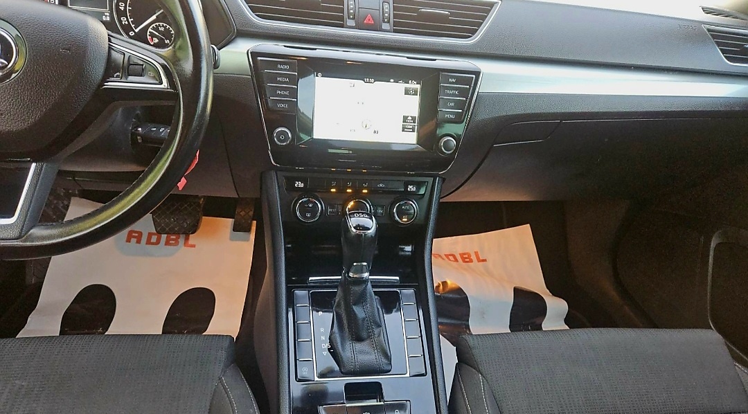 ŠKODA SUPERB COMBI - PREDAJ AJ NA SPLÁTKY - 7