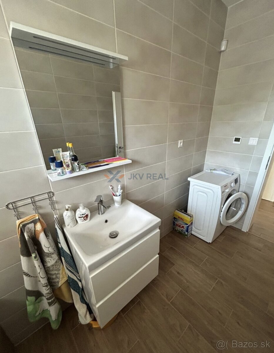 Na predaj rodinný dom v Mostovej - 7