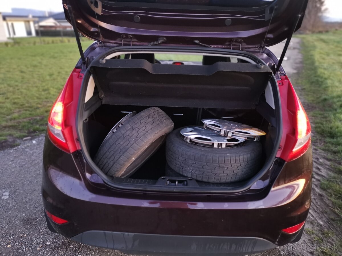 Ford Fiesta 1.4,71kw 85tis. 1.Majiteľ - 7