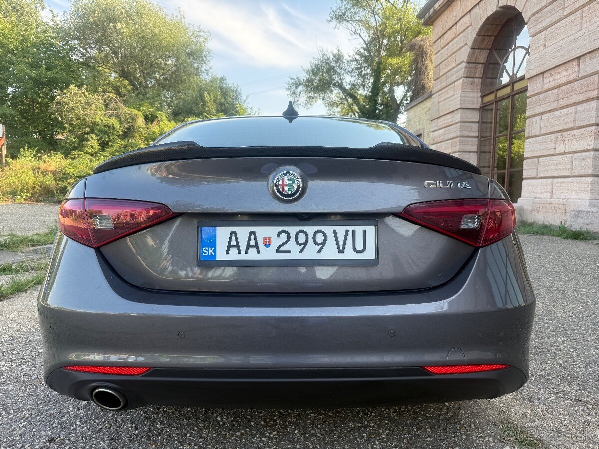 Alfa Romeo Giulia 2.2 Diesel 150 AT Super - 7
