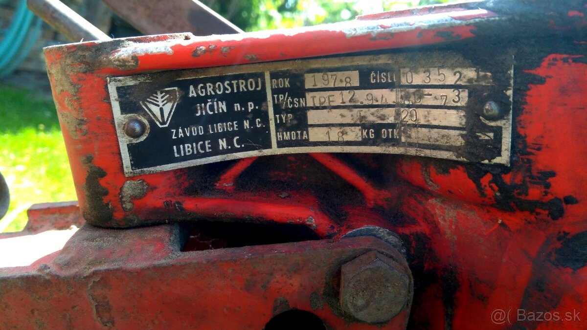 Malotraktor Agrostroj Novy Jicin s príslušenstvom - 7