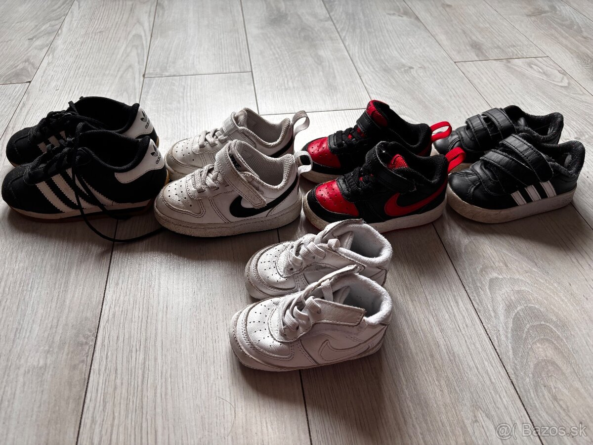 Predám oblečenie plus 2 kočíky - 7