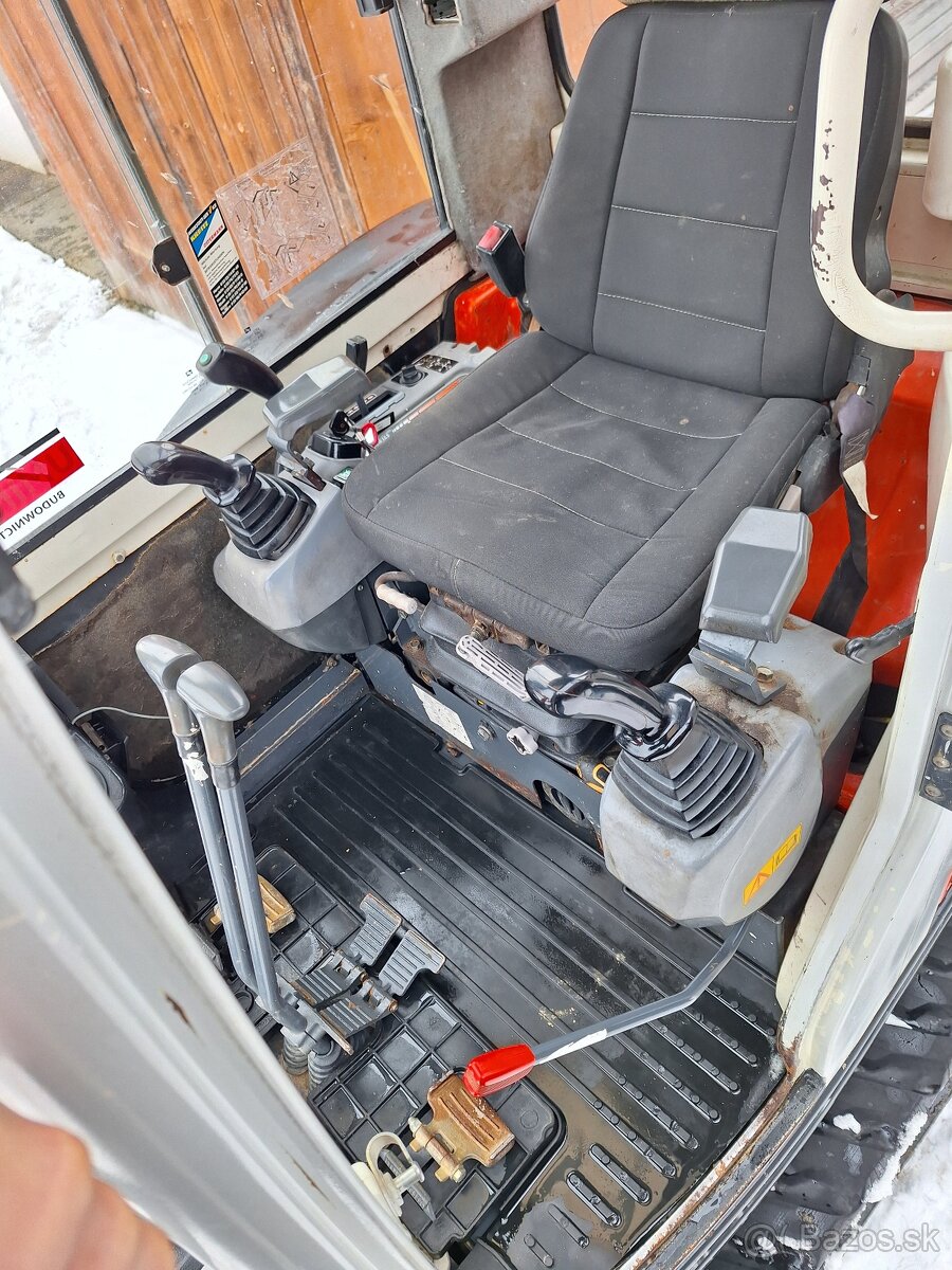 Minibager Kubota kx 71-3 - 7