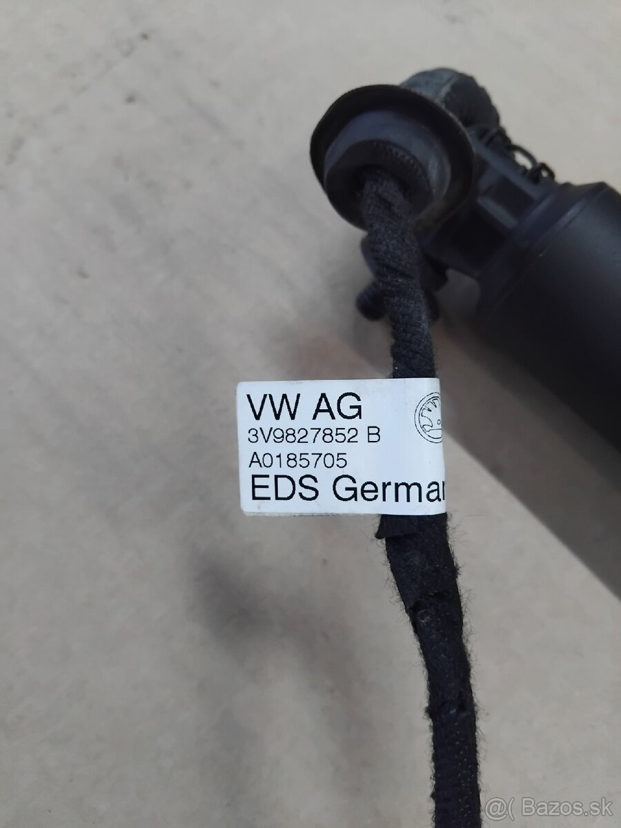 dvere kufra Superb 3 combi - LA7W 8E8E - 7