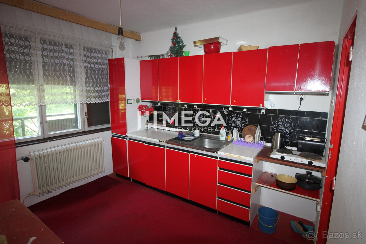 Na predaj rodinný dom s veľkým potenciálom blízko mesta Hume - 7