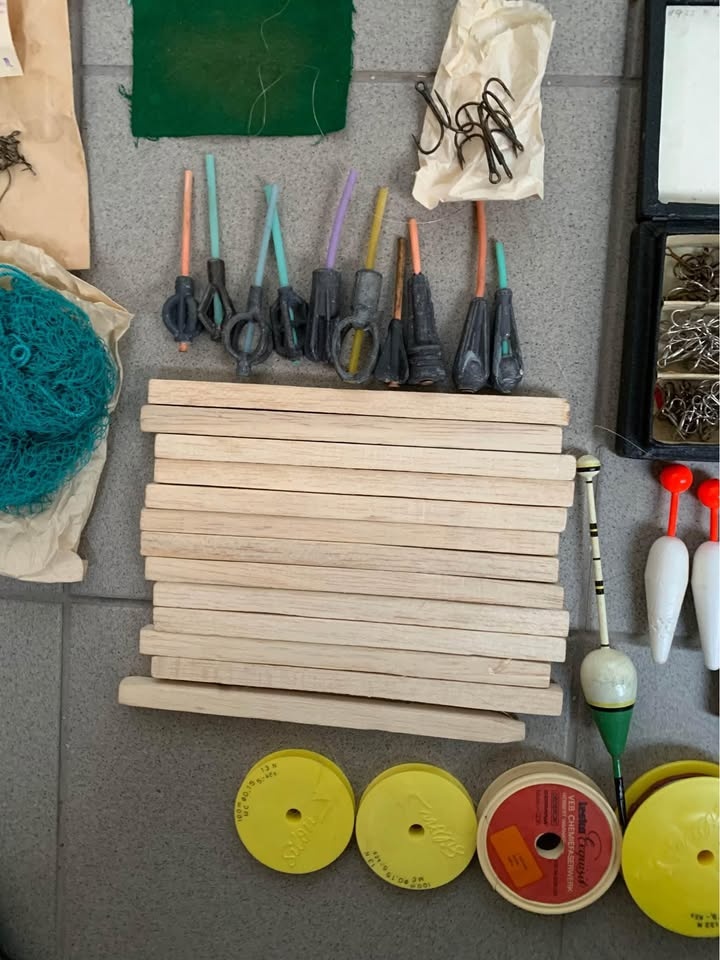 Retro rybarske vybavenie pre zberatela - 7