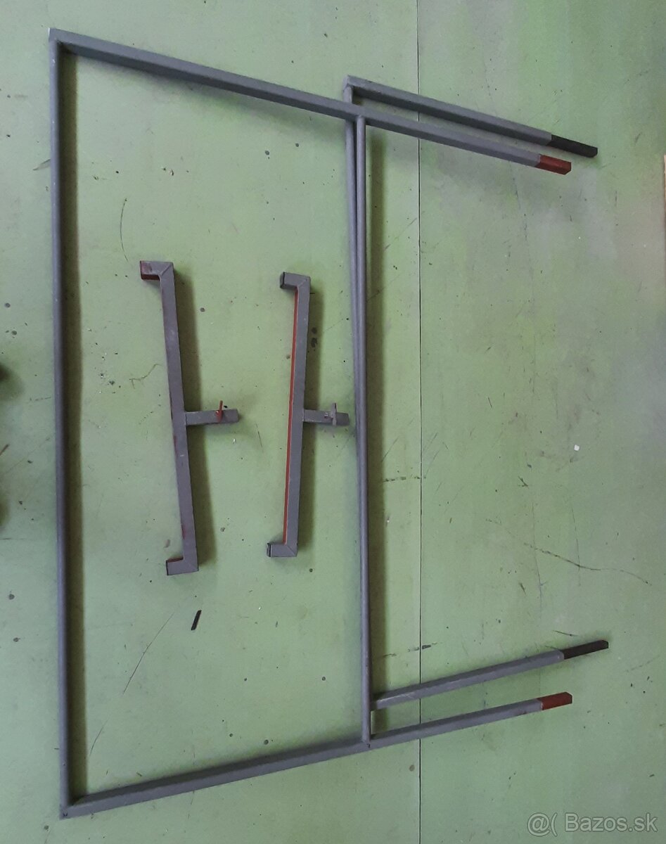 vešiaky + stojan - 7