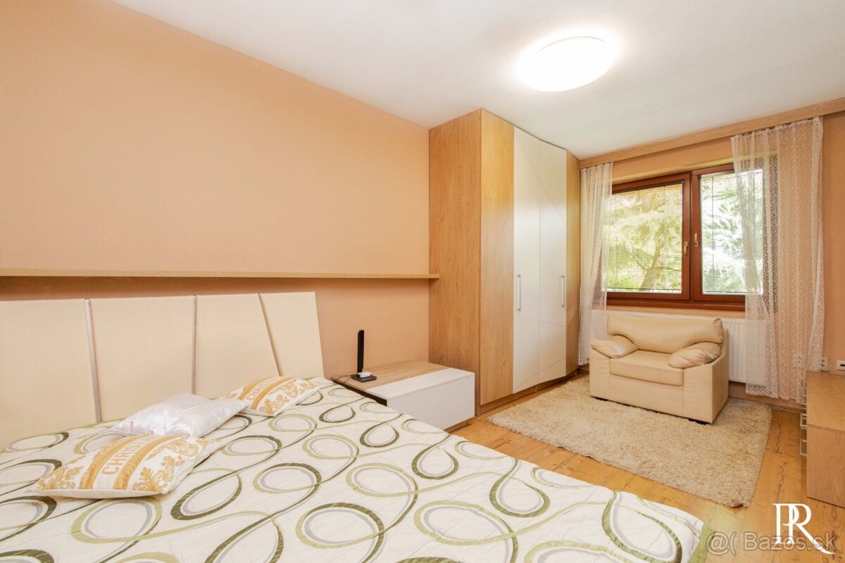 JEDINEČNÝ 5 IZBOVÝ RODINNÝ DOM S BAZÉNOM A KRÁSNOU ZÁHRADOU - 7