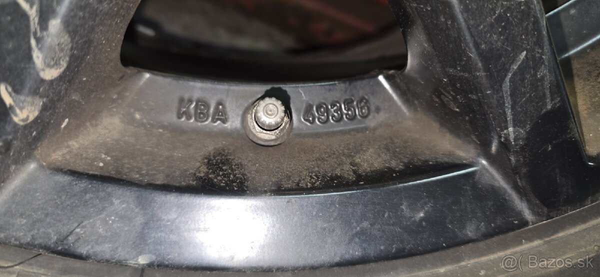 Disky Dezent 5x120 r18 - 7