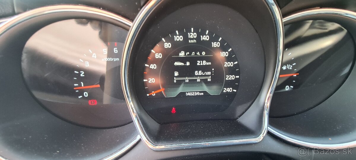 Kia CEED SW 1,6 CRDi GT-line - 7