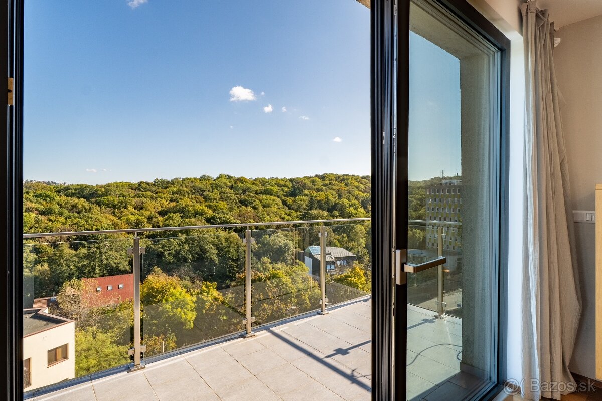 3 izbovy byt Horsky park s nadhernym vyhladom - 7