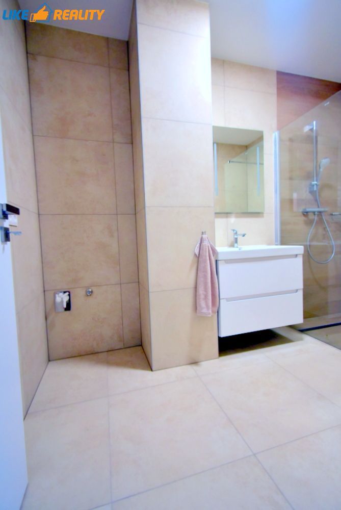 Prenájom 2 izbového bytu s predzáhradkou Podháj - 7