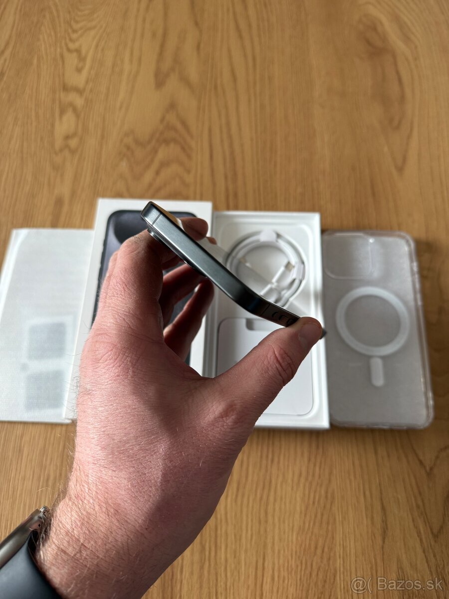 iPhone 15 Pro Max 256 gb Black Titanium v záruke - 7