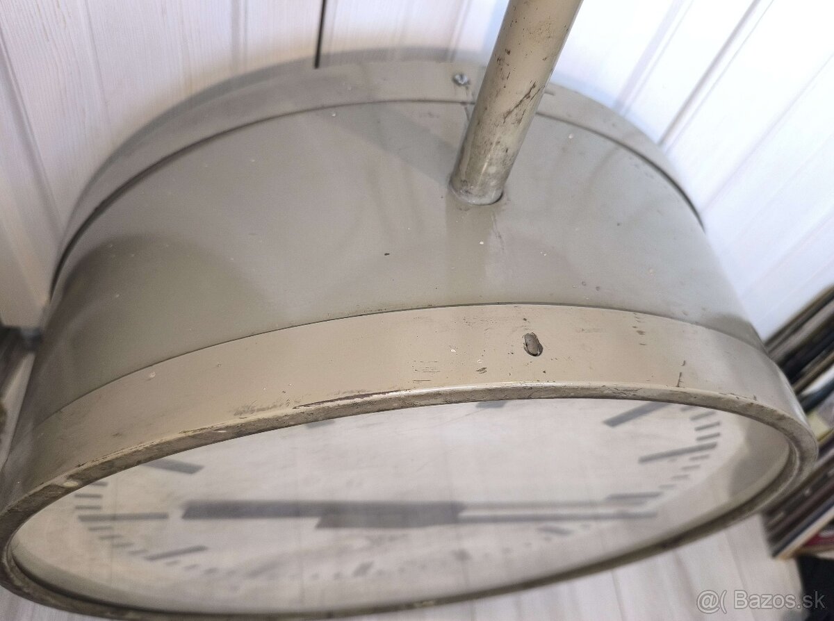 Obojstranné hodiny pragotron - 7