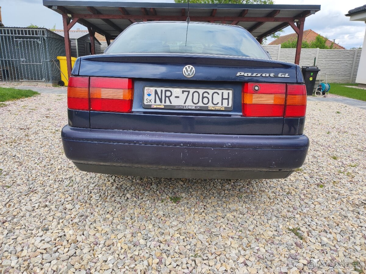 VW Passat B4 GL 1.8 - 7