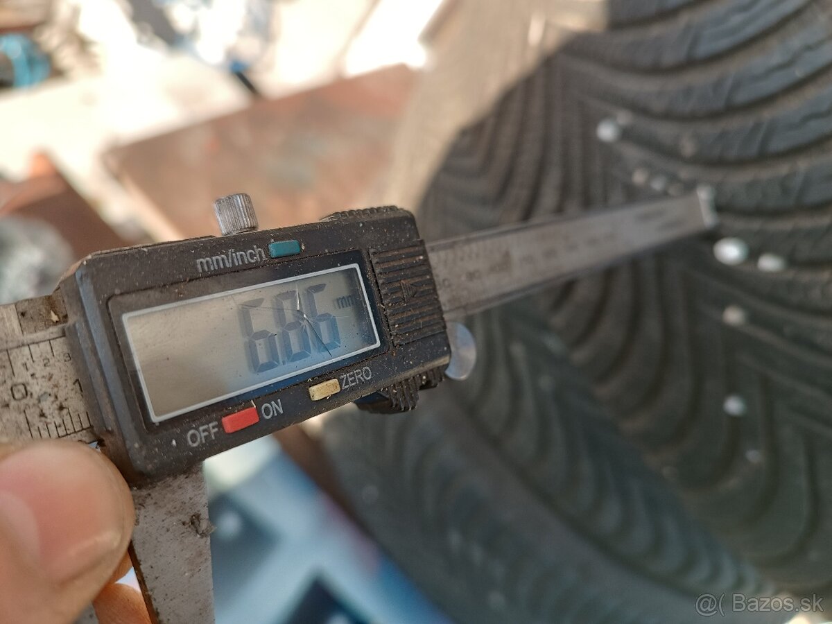 MICHELIN 205/60 R16 - 7