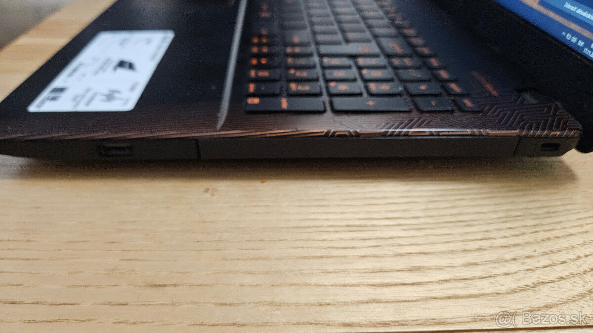 Notebook ASUS F550V intel core i7 - 7