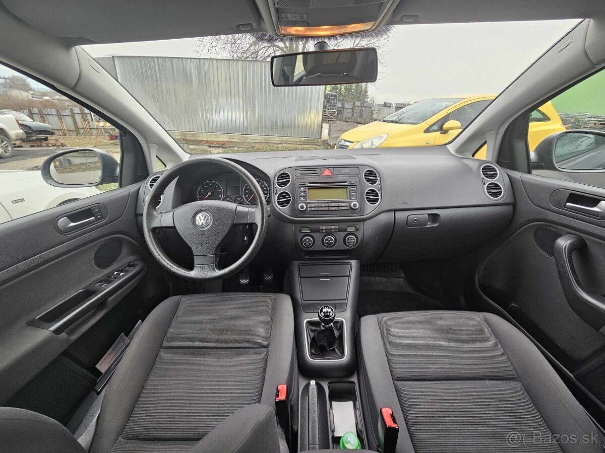 Predám VW Golf Plus 1,4 - 7