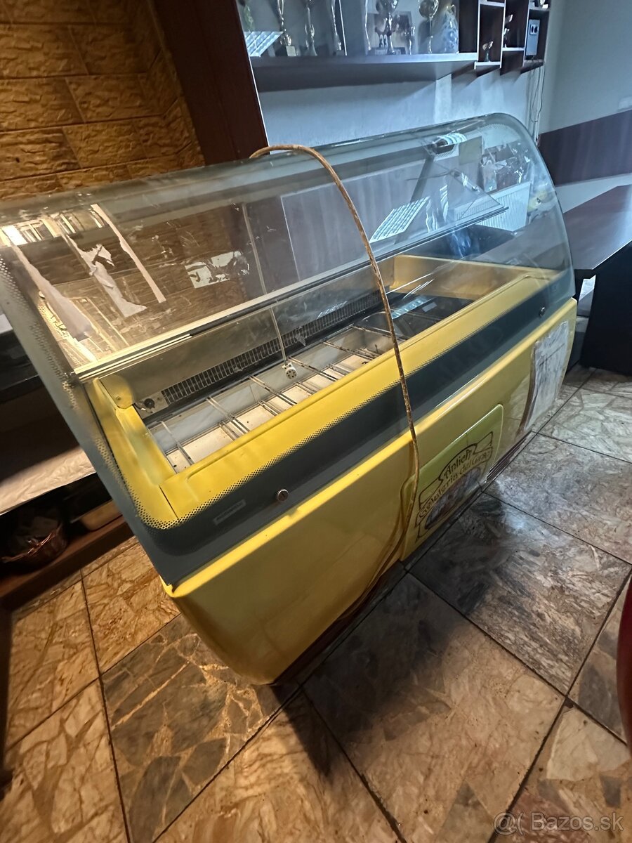 Zmrzlinova vitrína - 7