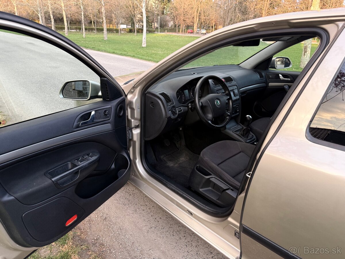 Škoda Octavia 2 1.9 TDi Sedan - 7