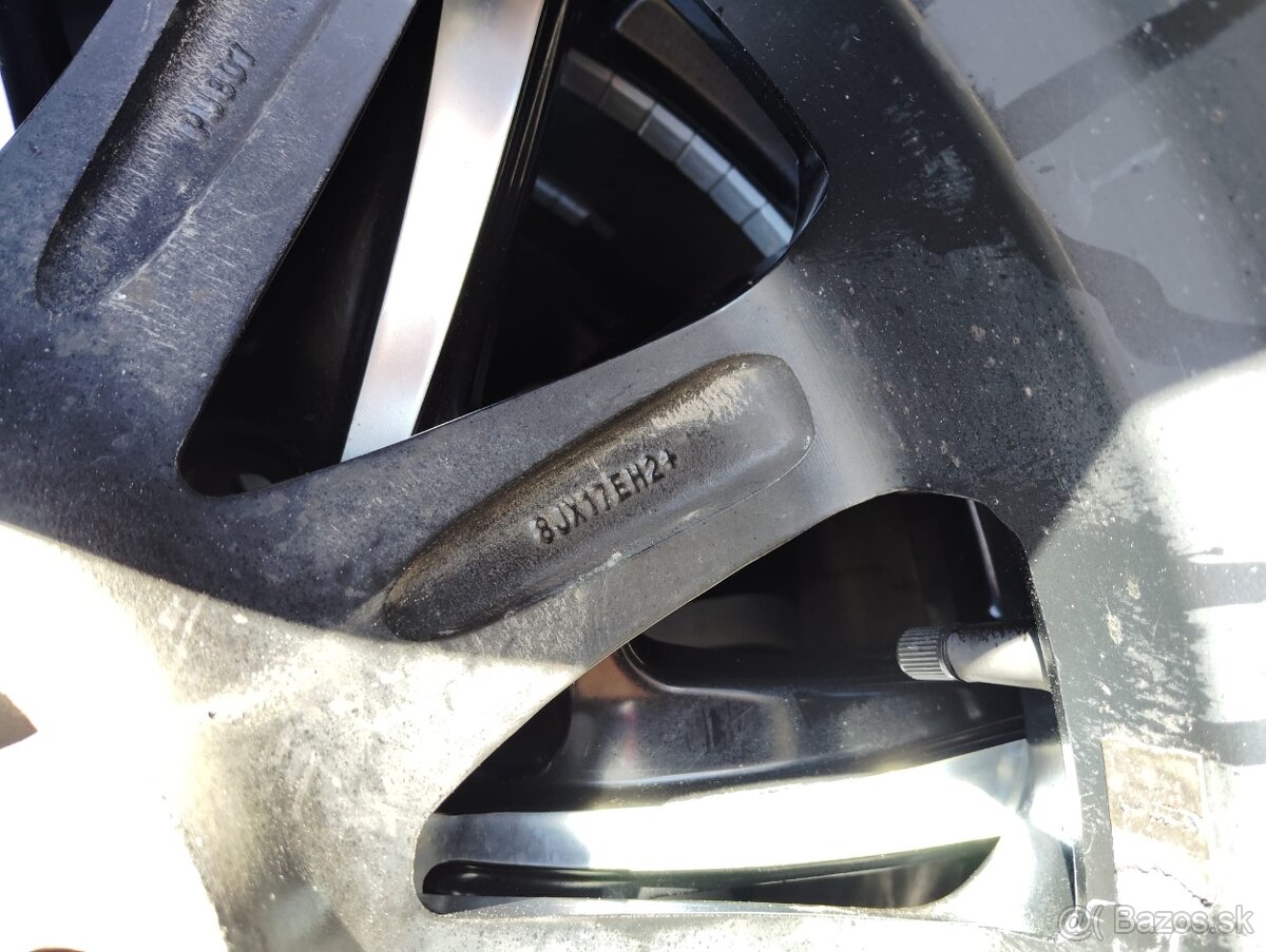 Zimná sada hliníkové disky 5x114,3 + pneumatiky 215/60R17 - 7