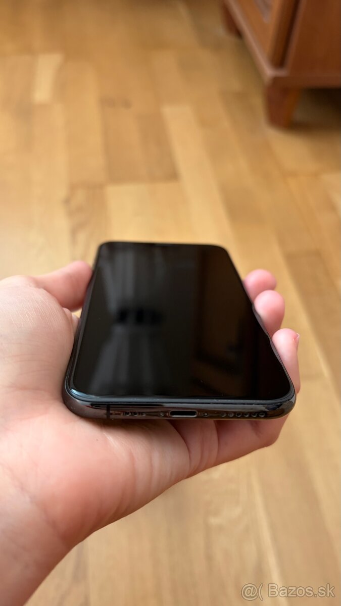 iPhone XS - 7