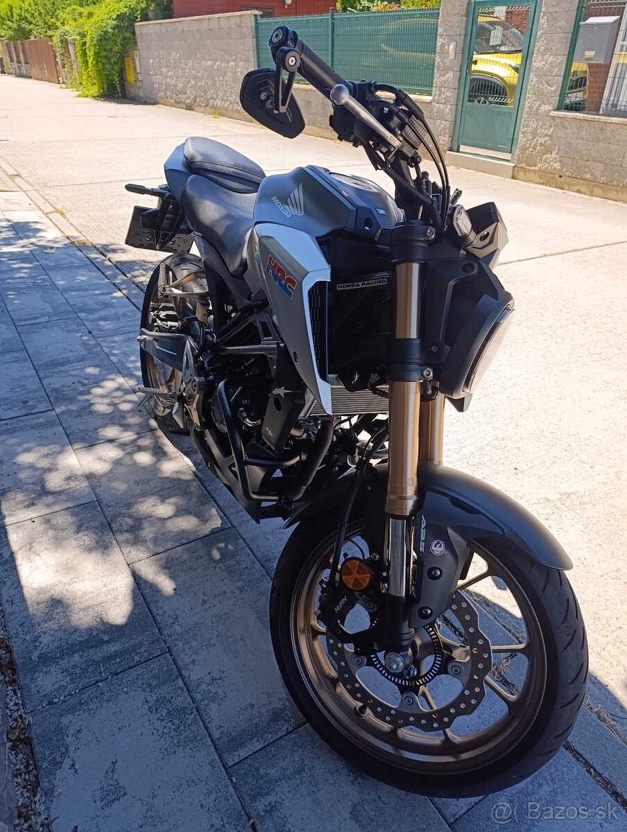 Honda CB125R- 5480km - 7