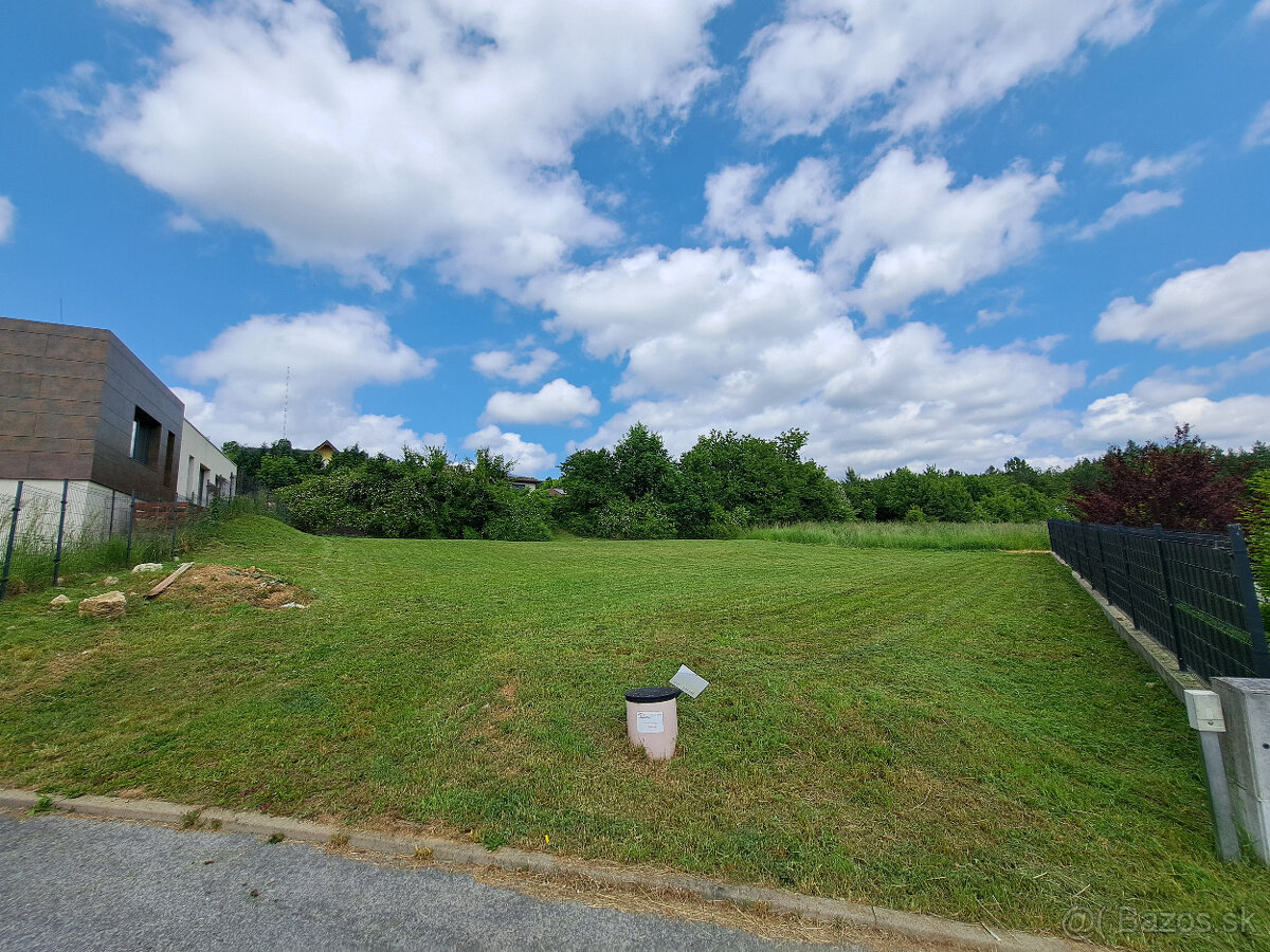 Stavebný pozemok v Banskej Bystrici, so stavebným povolením. - 7