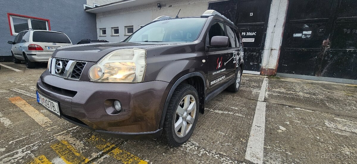 Nissan X- Trail 4x4 - 7