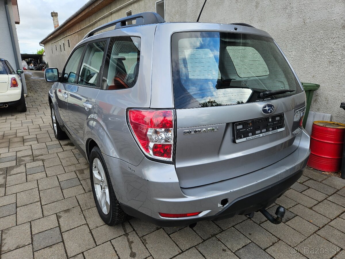 Predám Subaru Forester 2,0d - 7