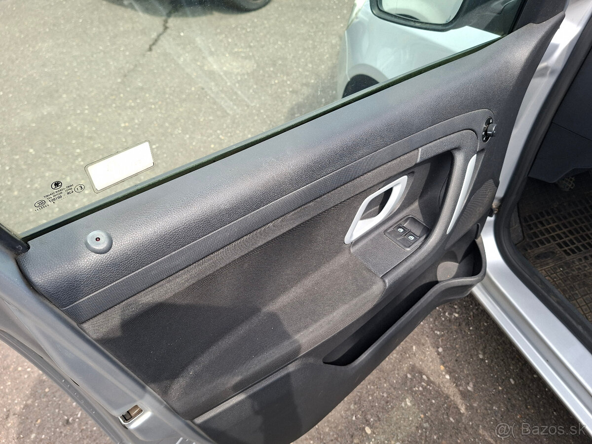 Škoda Fabia Combi 1.4 16V Ambiente - 7