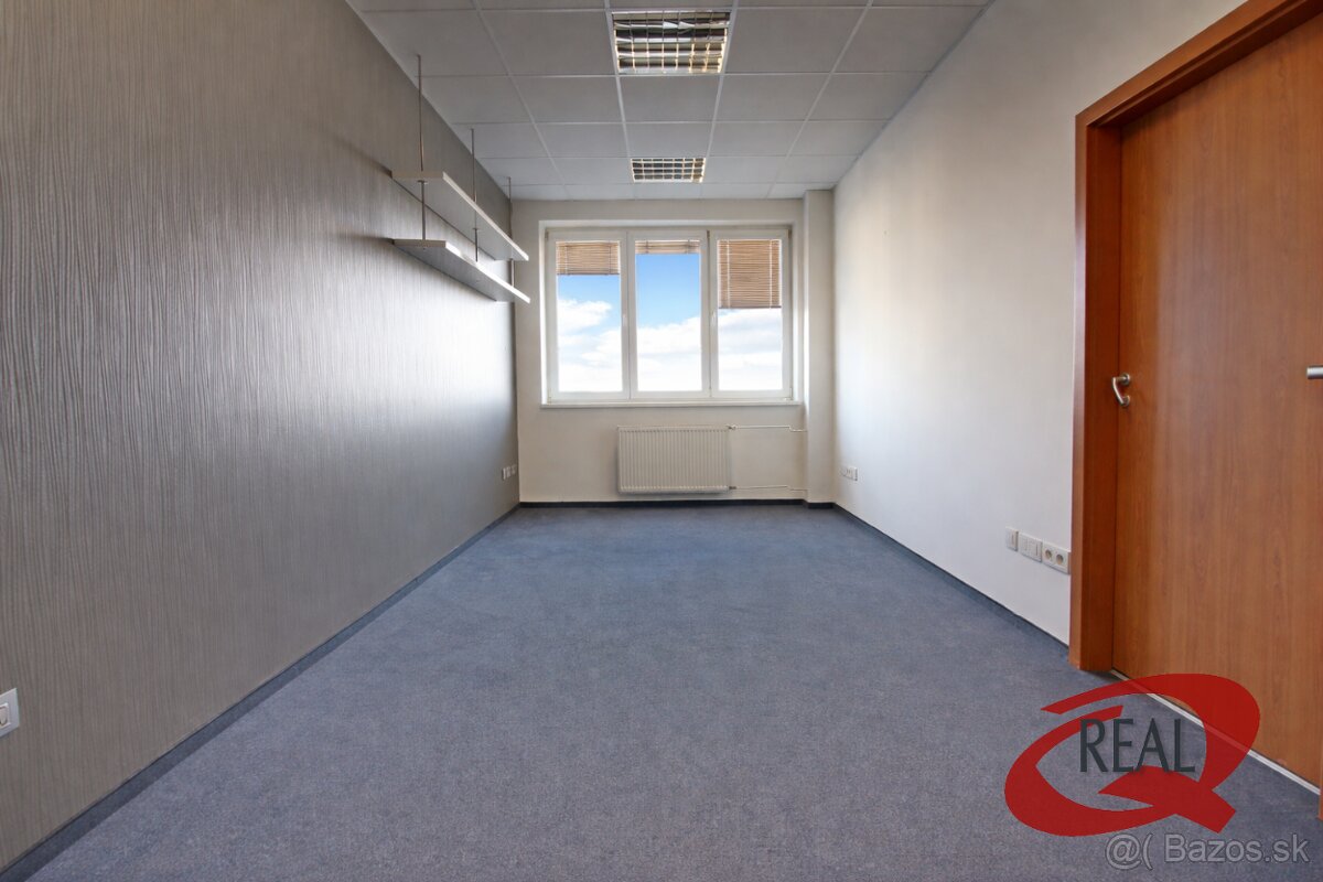 BEZ PROVÍZIE, KANCELÁRIE V RUŽINOVE, TRENČIANSKA UL - 7