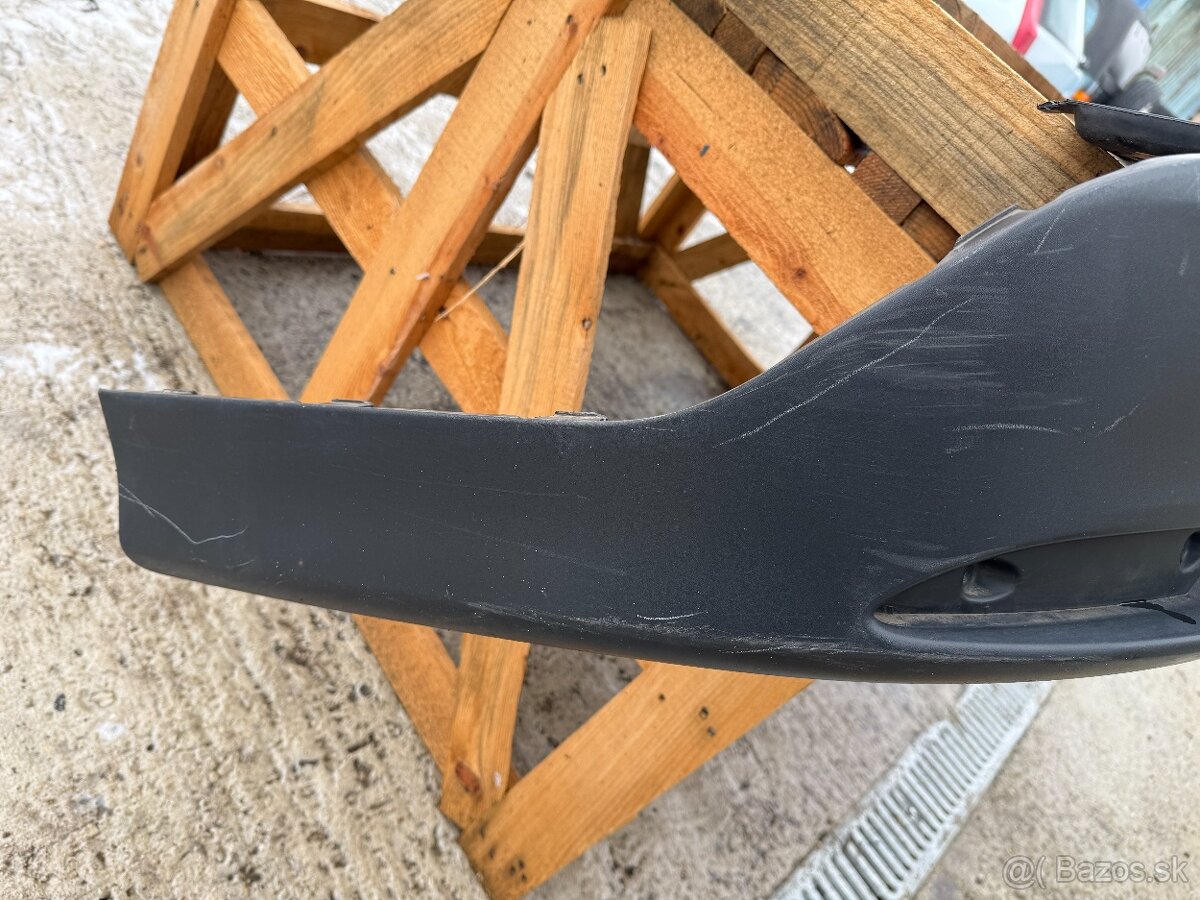 Ford Focus III. combi - zadný nárazník - 7