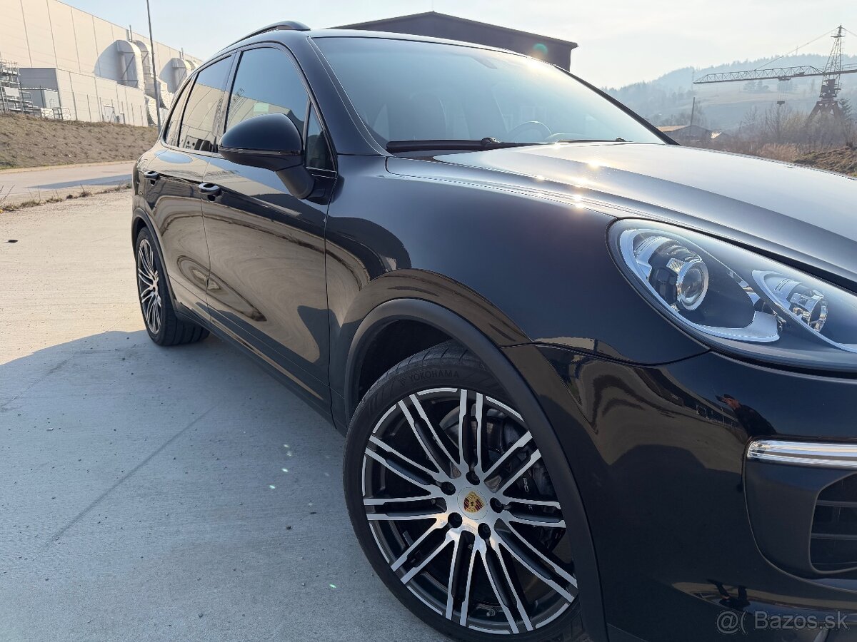 Porsche Cayenne - 7