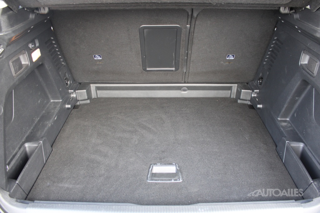 Peugeot 3008 1,6 HDi 88 kW - 7