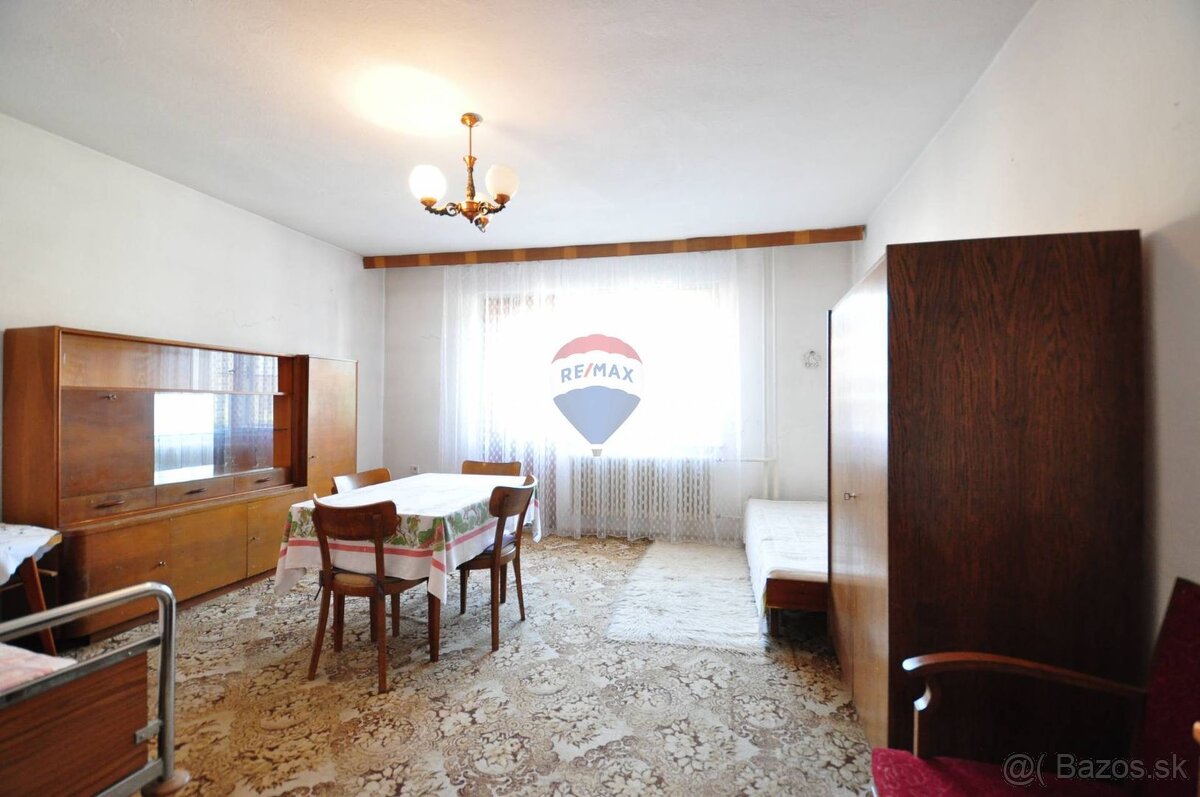 PREDAJ, Dvojgeneračný rodinný dom s potenciálom investície – - 7