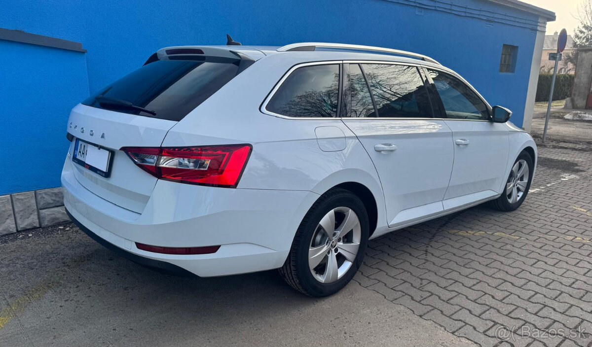 Škoda Superb Combi 2.0TDI 110kW DSG 7A ACC LED 2021 - 7