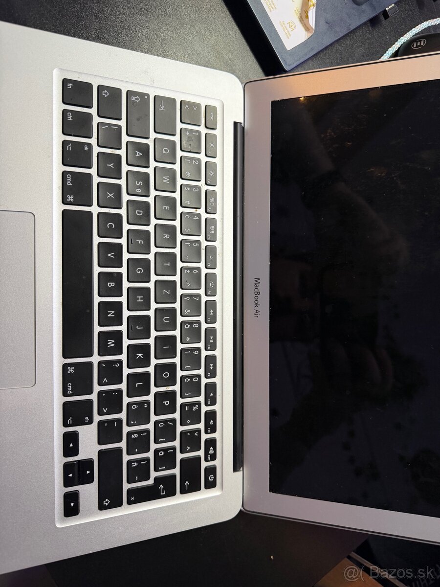 Macbook Air 13.3 2017 - 7