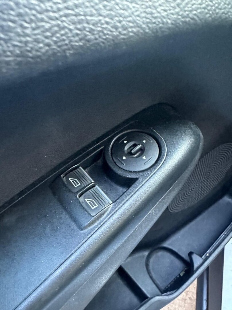 Rozpredám Ford Transit Courier 1.5 TDCi XXCC - 7