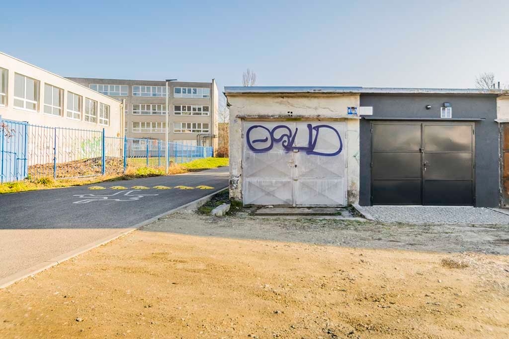 Garáž 18m2 s pozemkom | Skalická cesta - Nové Mesto - 7