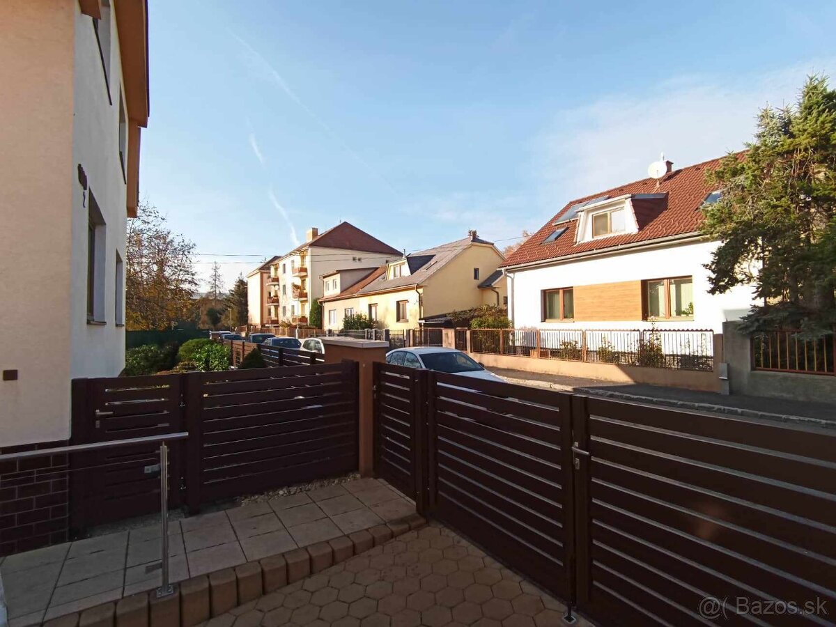 Bezúdržbové AL oplotenie - 7