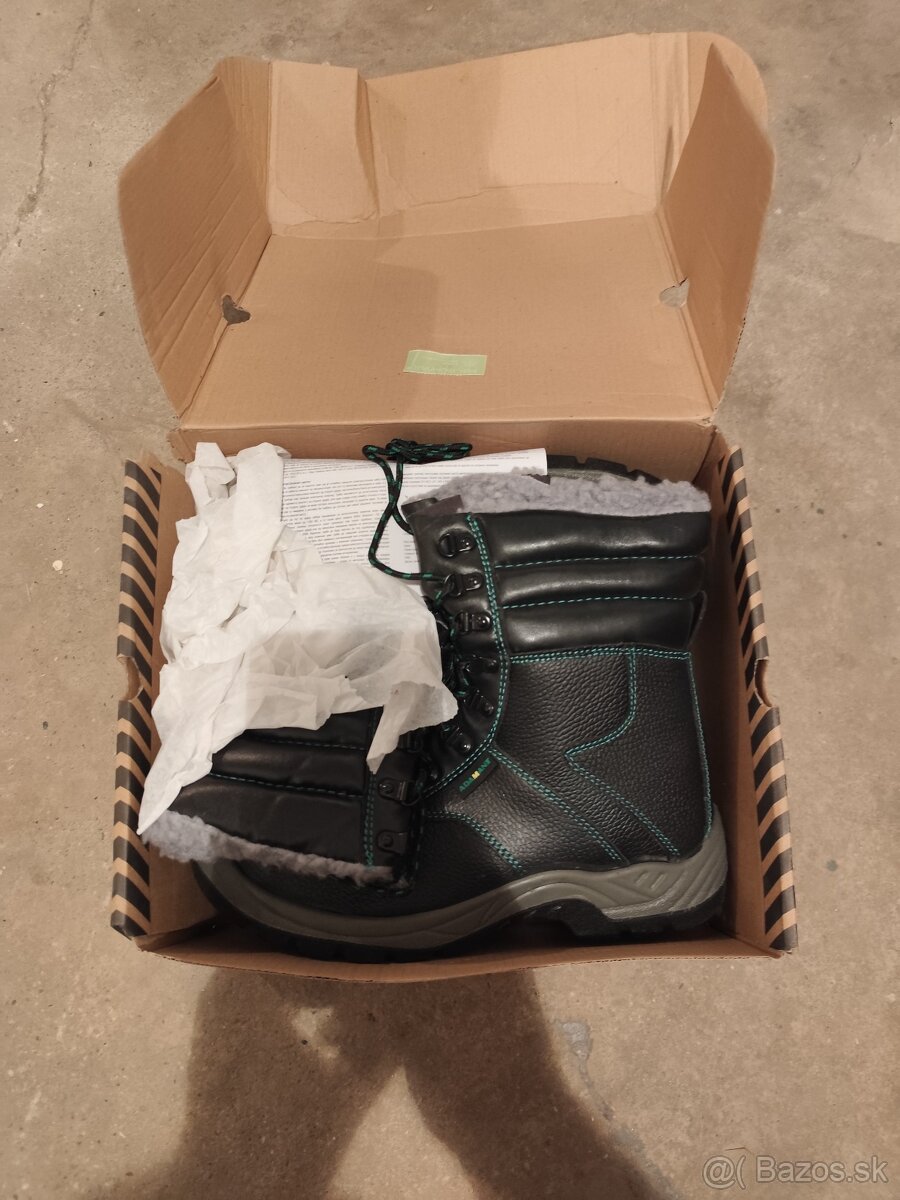 Pracovná obuv 43 - 7