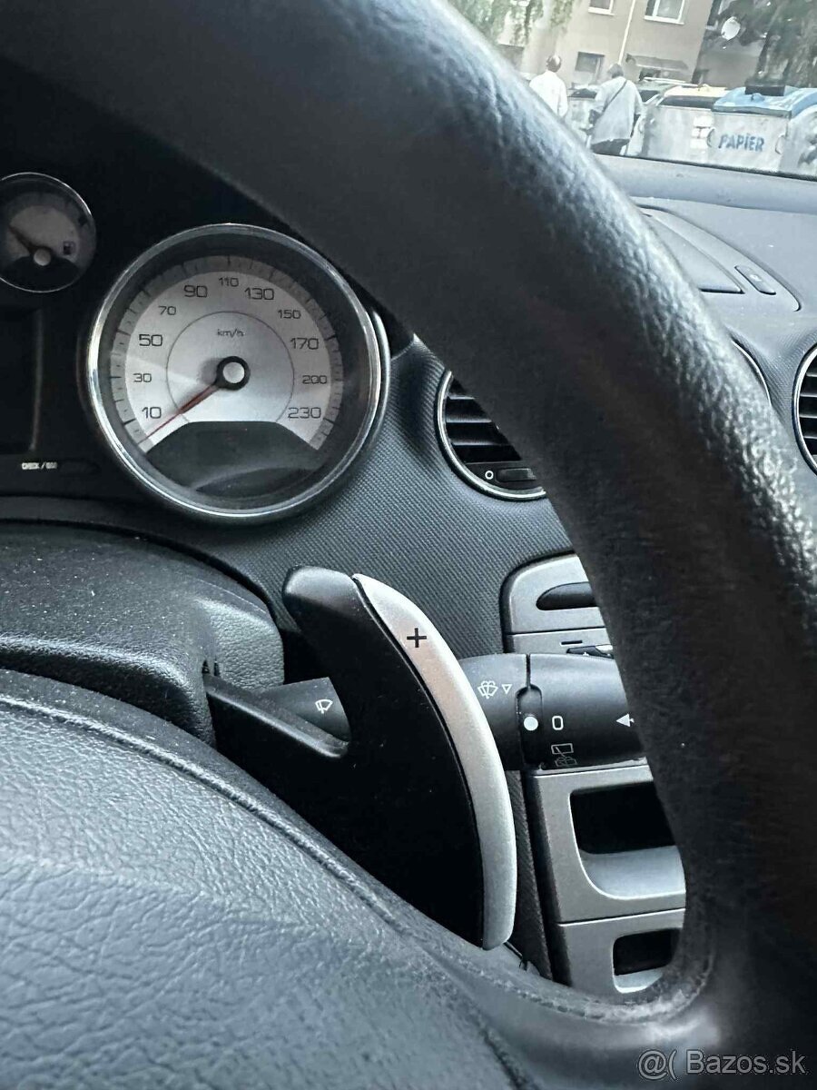 Peugeot 308 1.6 HDI PREMIUM výbava - 7