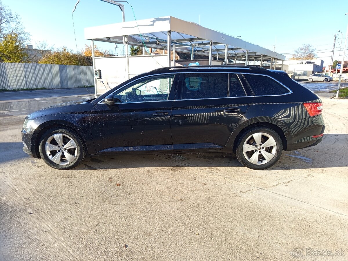 Škoda Superb III Combi 2.0TDI DSG - 7