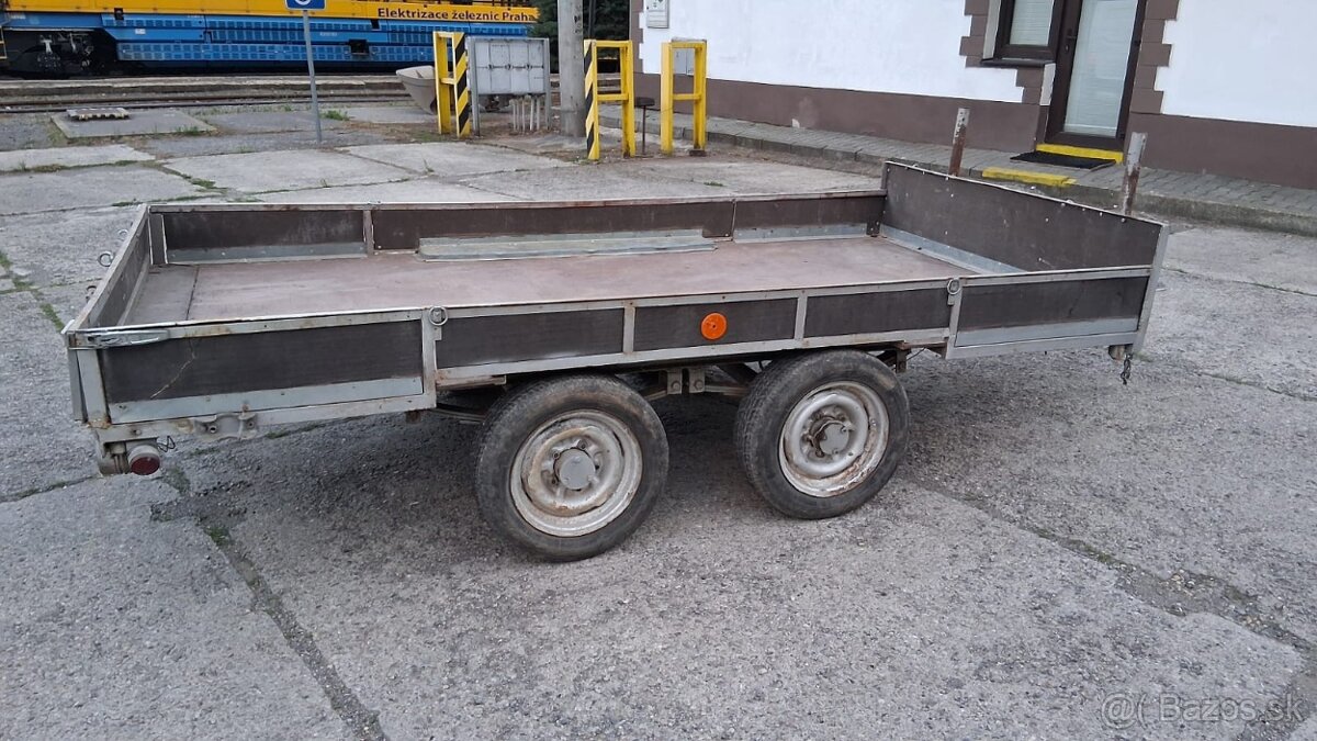 Prívesný vozík - 7