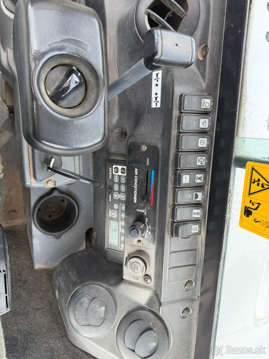 Bager Takeuchi TB 260. - 7